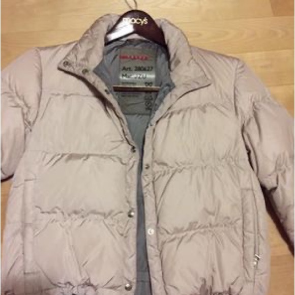 Authentic Prada puffer size small - Picture 3 of 6